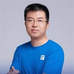 珠海外卖快递小哥化身“流动网格员”，成为基层治理“好帮手”